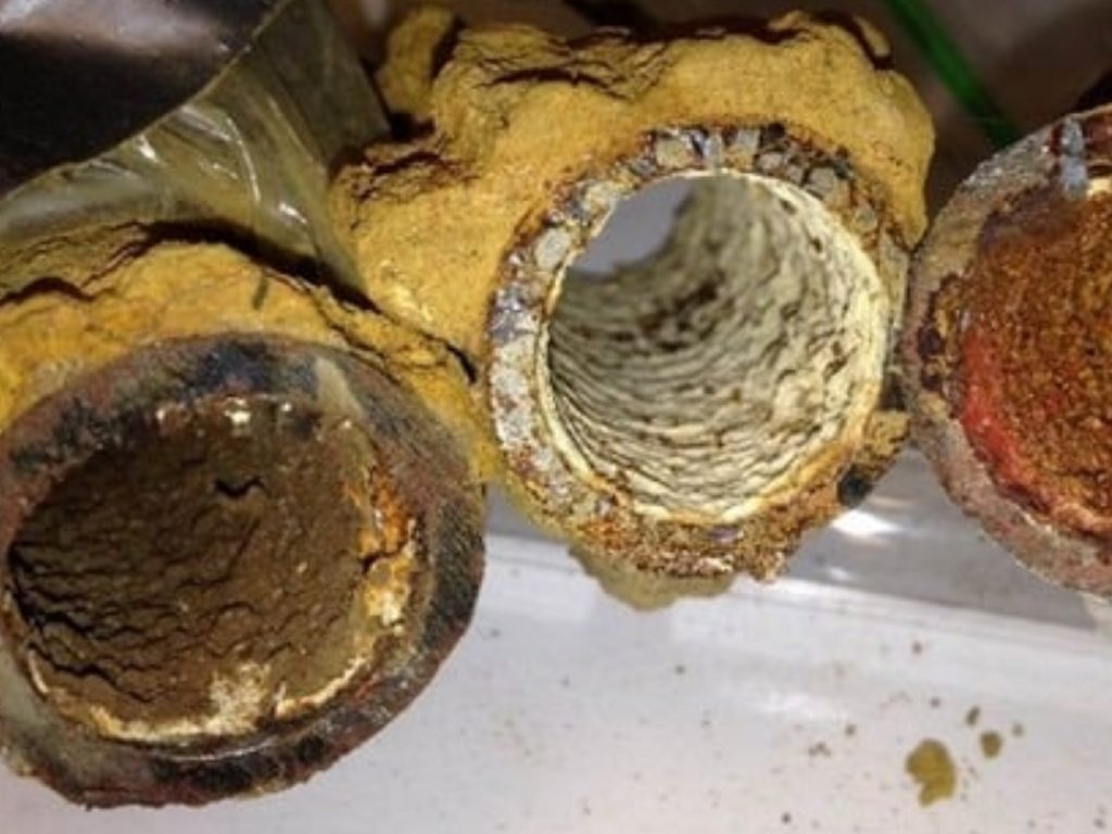 Pipe Line Cleaning Services